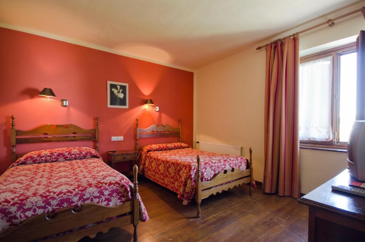 Hostal Ayestaran I เลคุนเบร์รี ภายนอก รูปภาพ