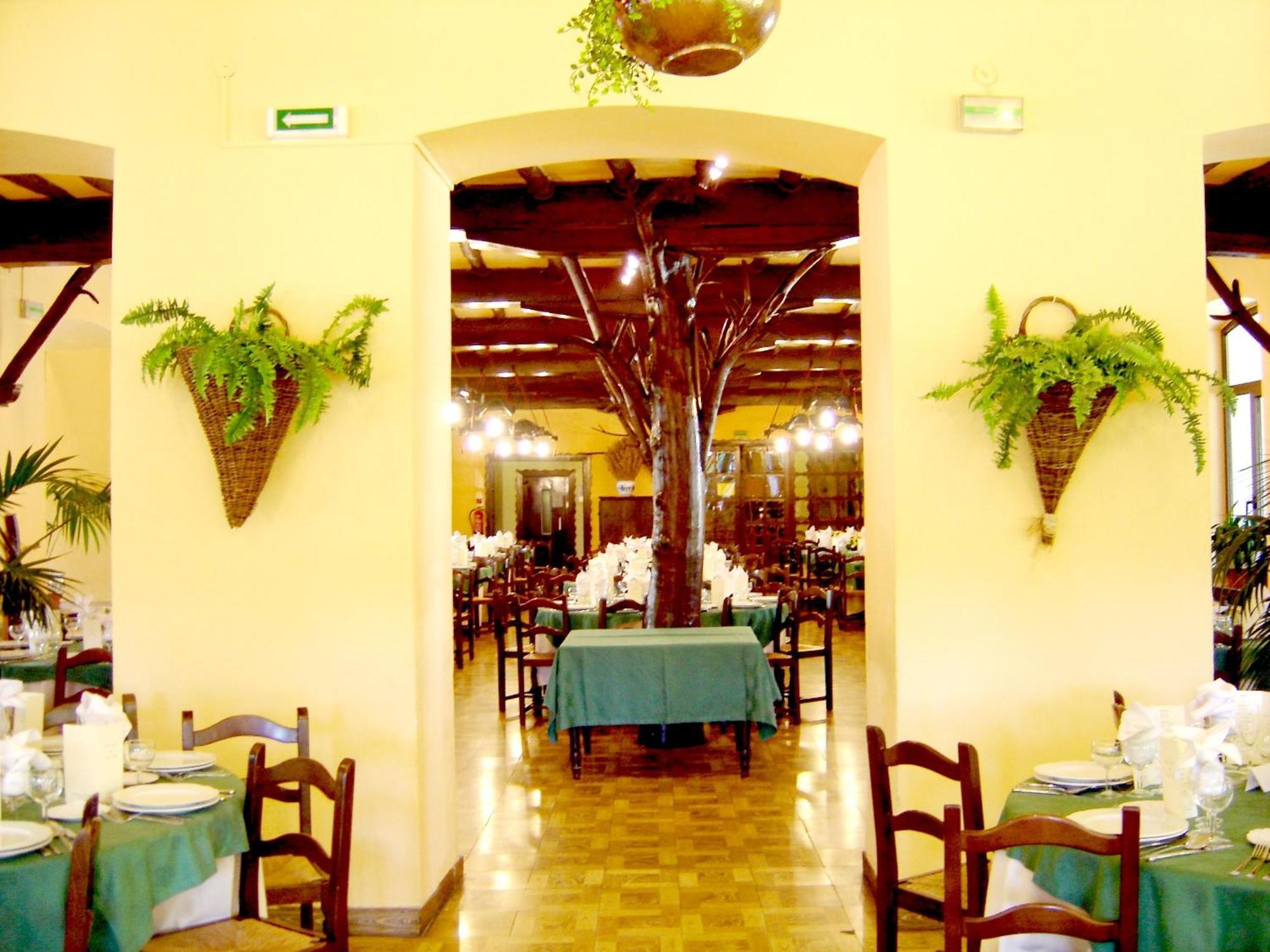 Hostal Ayestaran I เลคุนเบร์รี ภายนอก รูปภาพ