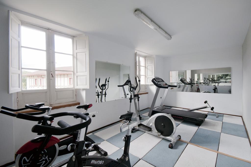 Hostal Ayestaran I เลคุนเบร์รี ภายนอก รูปภาพ