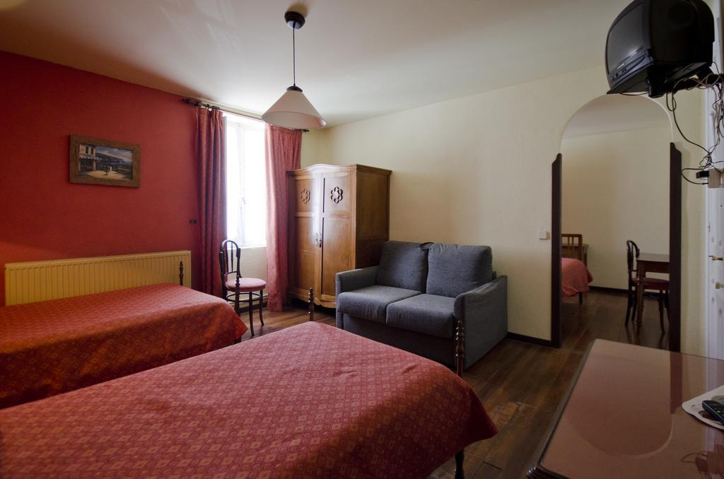 Hostal Ayestaran I เลคุนเบร์รี ภายนอก รูปภาพ