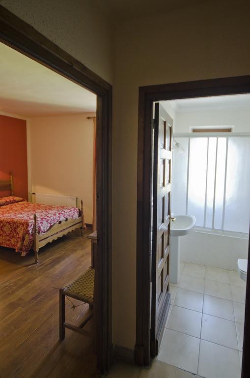 Hostal Ayestaran I เลคุนเบร์รี ภายนอก รูปภาพ